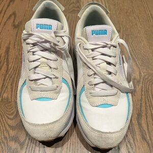 Puma Rider Sneakers, used great condition